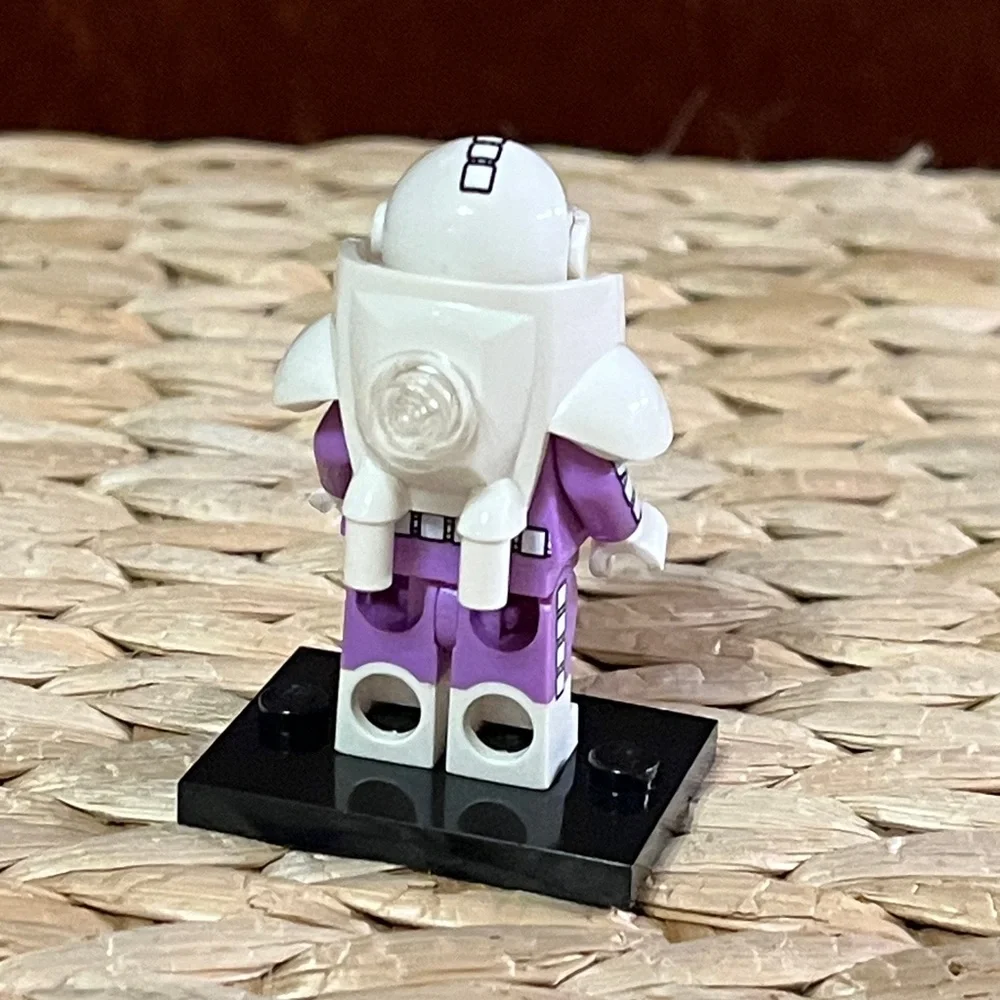 Lego 71071 “The Calculator” Mini-figure from the lego movie.